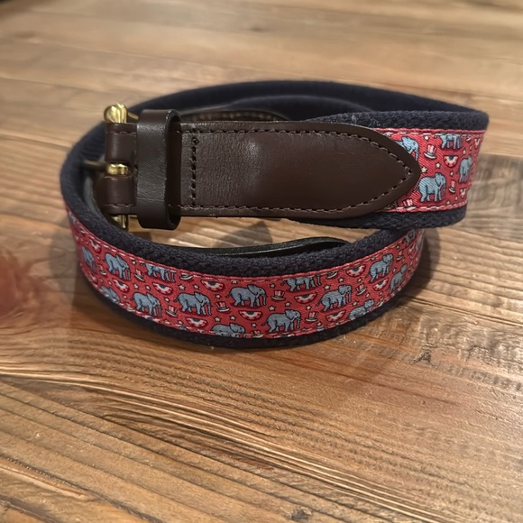 Vineyard Vines Republican Party Elephant Belt - Picture 1 of 4